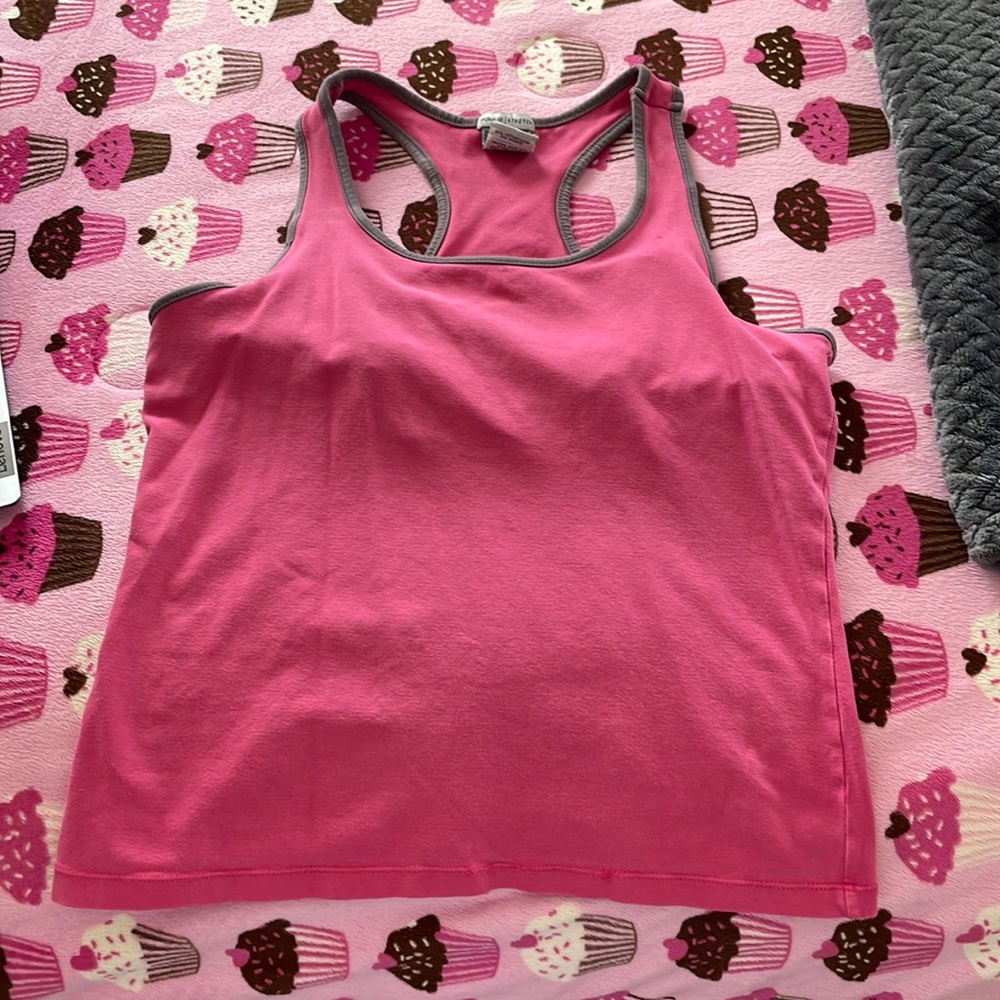 old navy tank top.